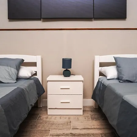 La Casita Del Sur, *